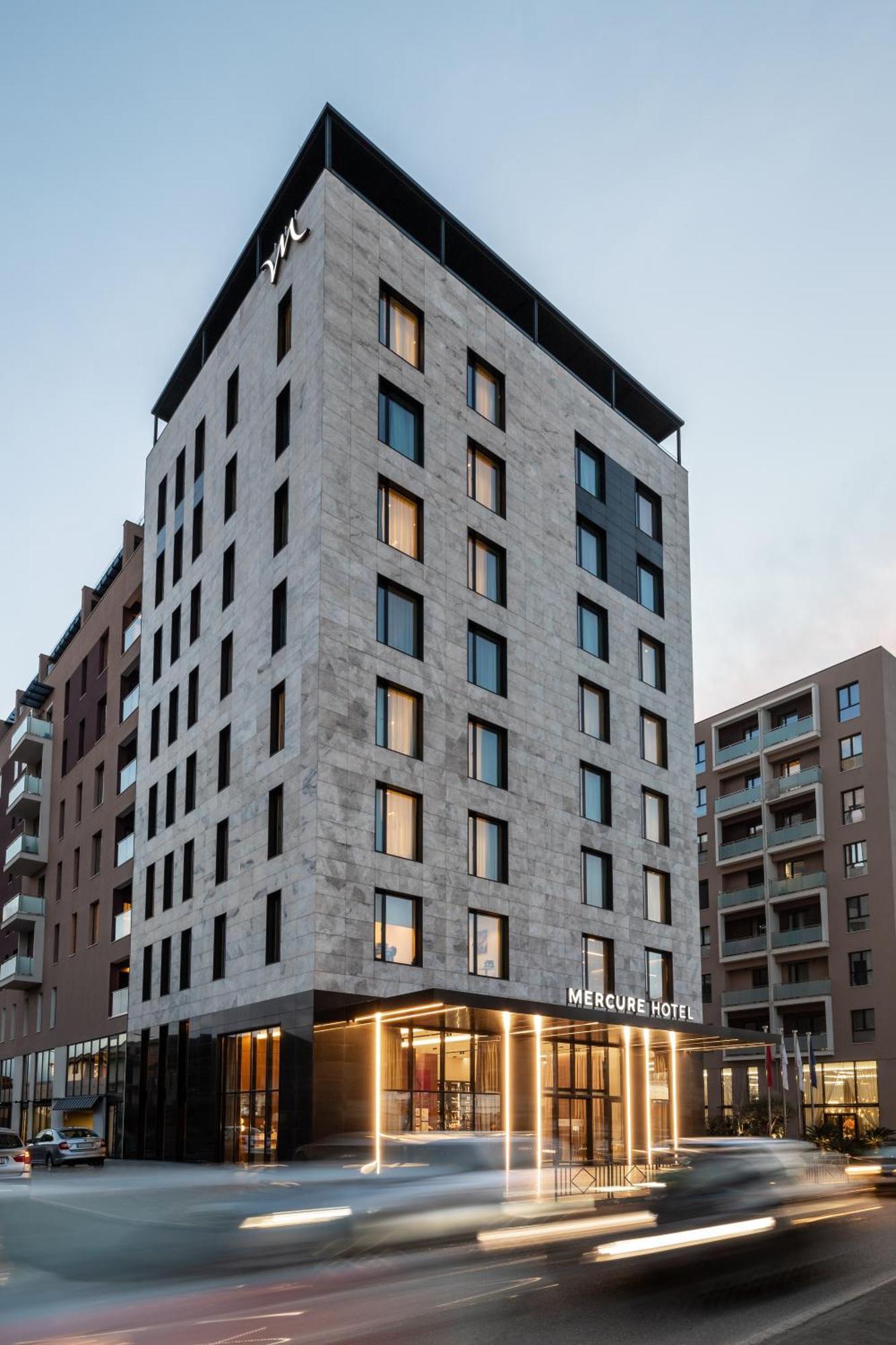Mercure Tirana Bagian luar foto