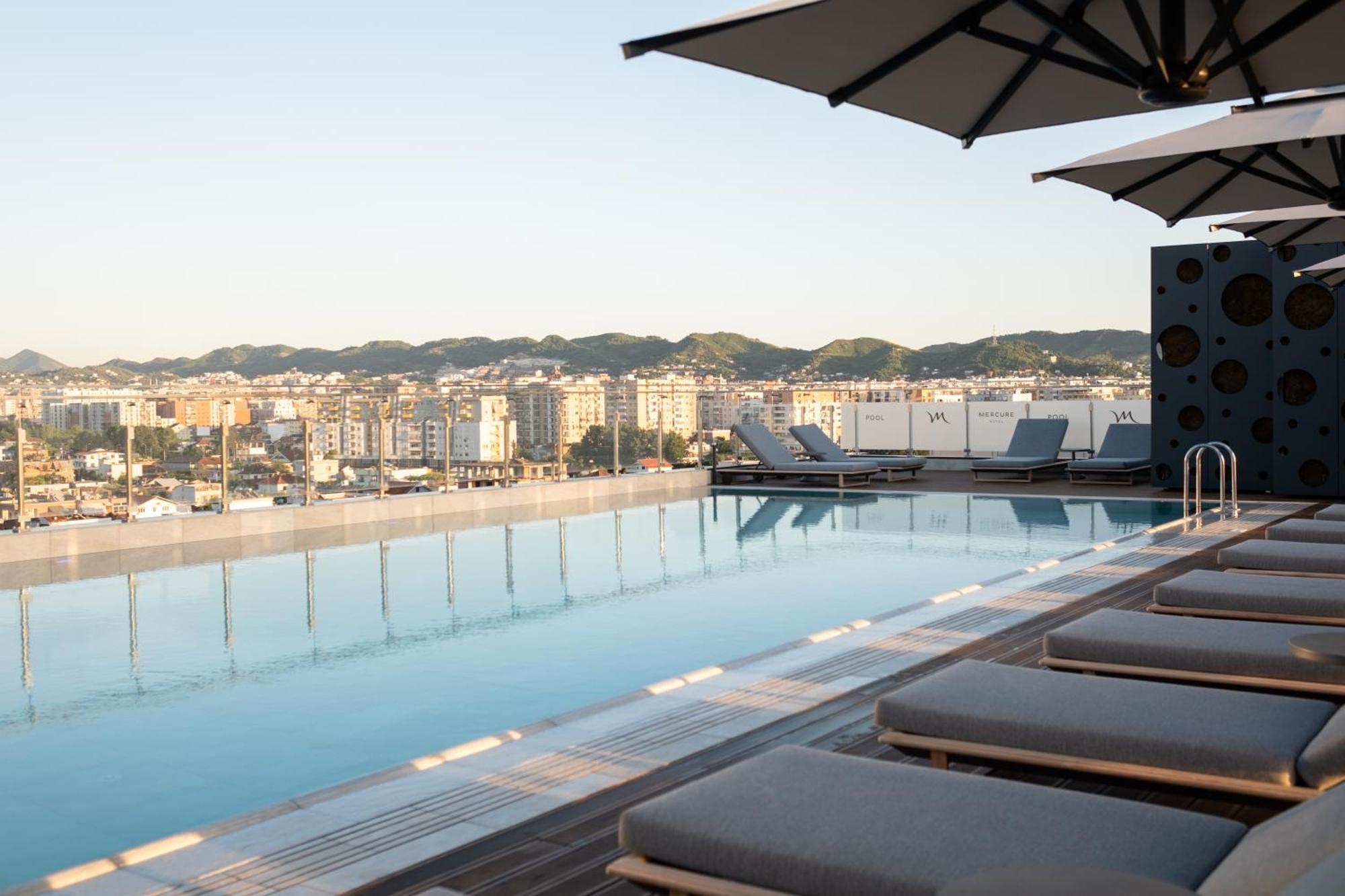 Mercure Tirana Bagian luar foto
